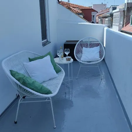 White Pearl Apartment